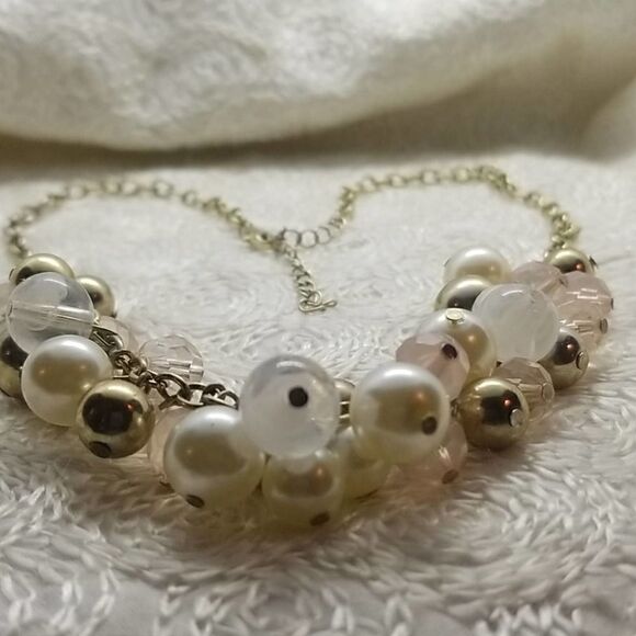 Acrylic Necklace Gold Pearls Beads Bobbles - Picture 8 of 9